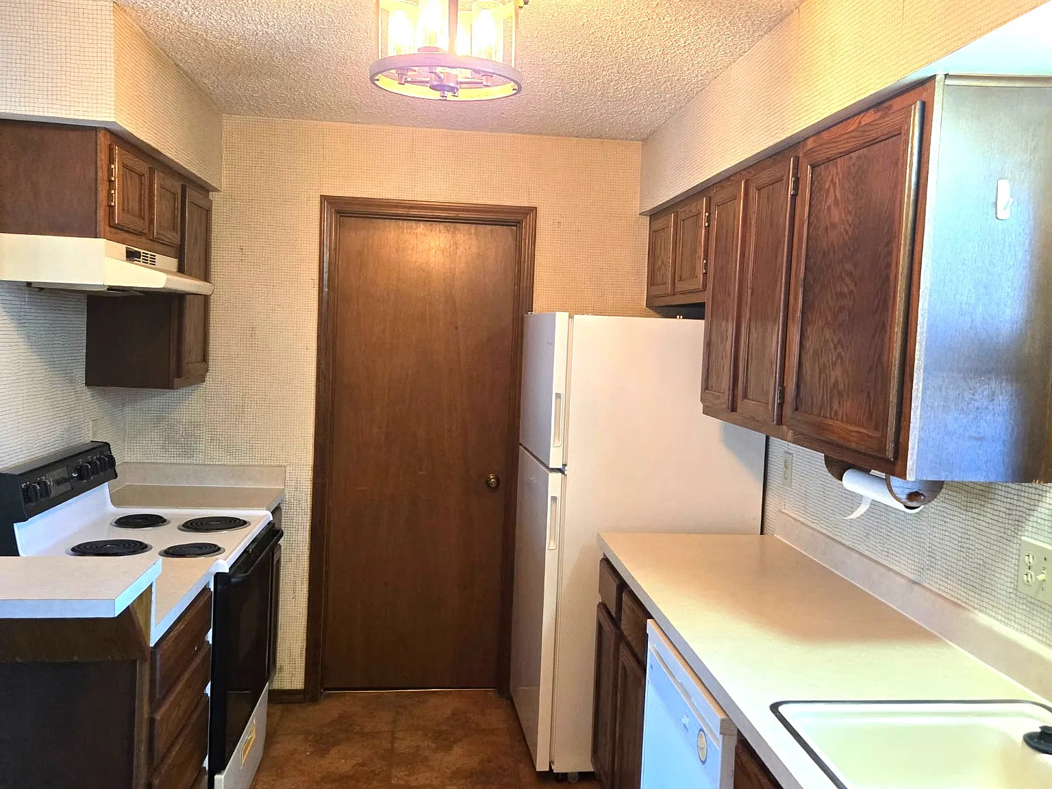 2 bed, 960 sqft, $1,050 — Photo 4