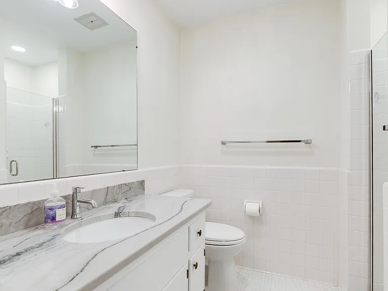 300 N Ridge Rd #34 — Photo 10