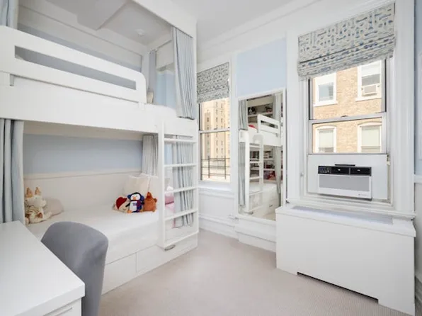 122 East 82nd Street image 4 of 6