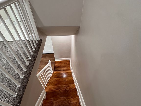 5th image of 3111 Hanlon Ave