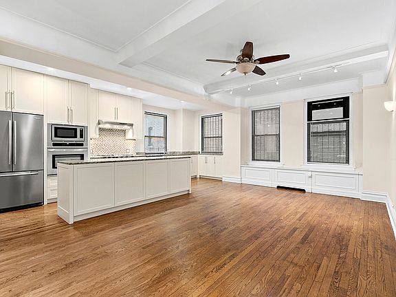 3rd image of 245 W 107th St APT 1F
