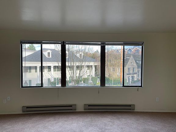 4th image of 621 Harvard Ave E #32