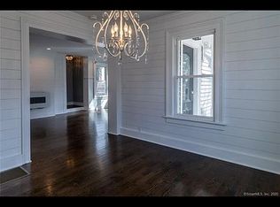 61 Cedar St, Branford, CT 06405