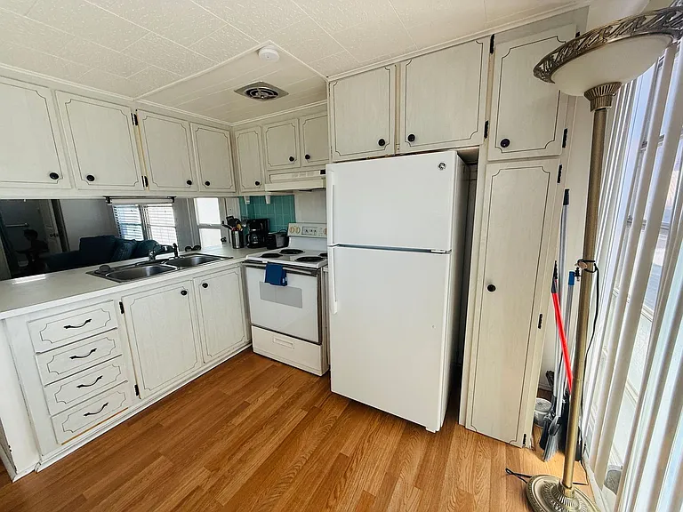4851 W Gandy Blvd #B3-L15 — Photo 12