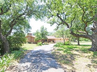 8015 Eagle Mountain Cir, Fort Worth, TX 76135