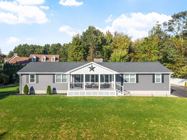 4 Nutting Dr, Leominster, MA 01453