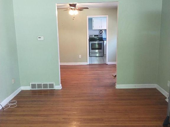 4th image of 358 Childs Ave
