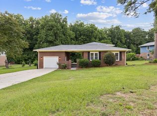 6534 Sprucewood Rd, Fayetteville, NC 28304