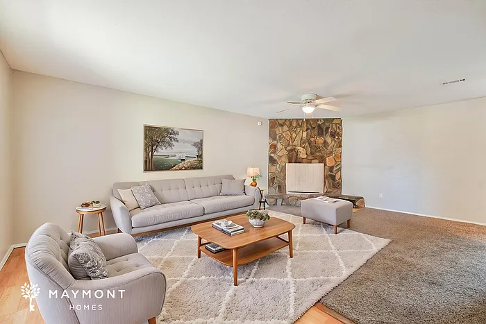 3806 Beacon Dr — Photo 4