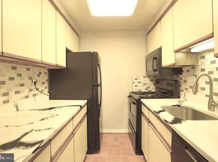 9815 Hellingly Pl #75, Gaithersburg, MD 20886