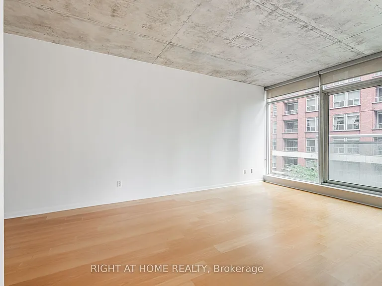 333 Adelaide St E #418 — Photo 14