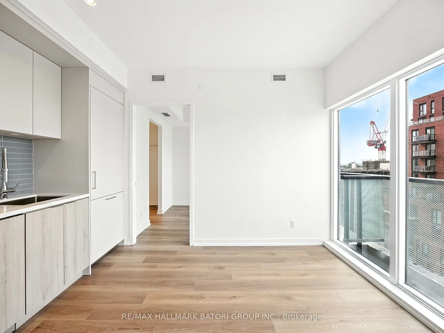 2 bed, $2,995 — Photo 2