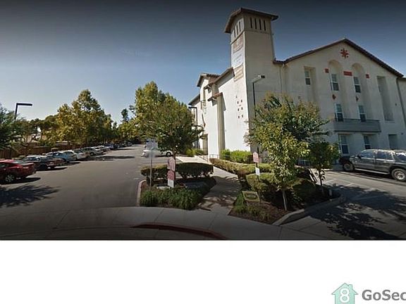 2nd image of 399 East Ct #117