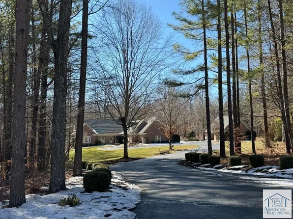 43 Deep Run Rd, Martinsville, VA 24112