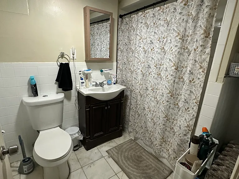 28 Monmouth St #2 — Photo 6