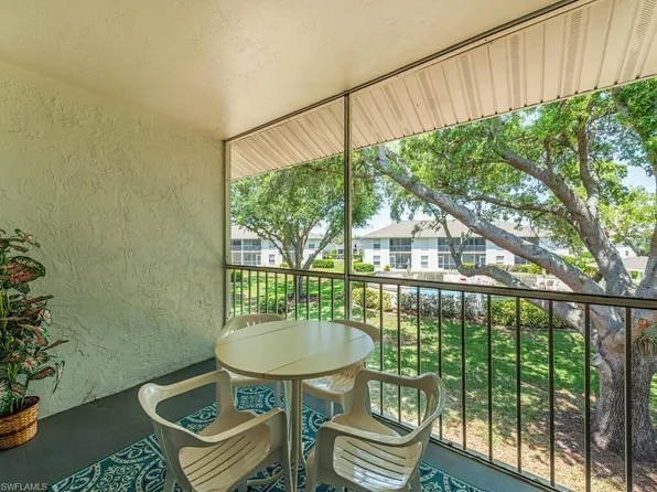 1344 Derbyshire CT #D204, NAPLES, FL 34116