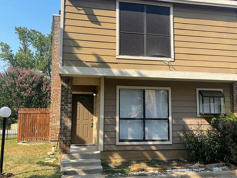 2128 Park Willow Ln #A — Photo 2