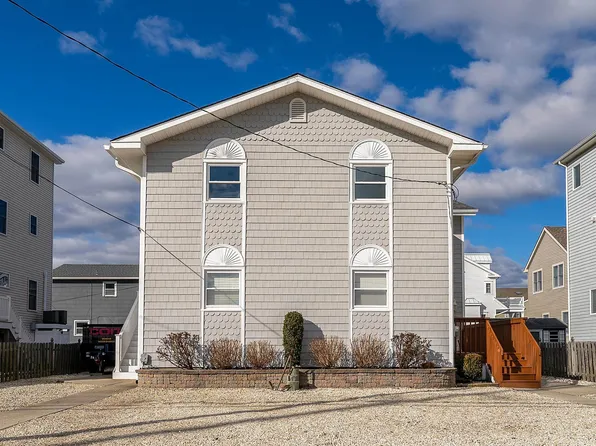 3954 Ocean Dr #1, Avalon, NJ 08202