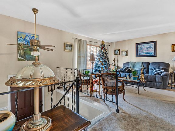 3rd image of 435 Aragona Dr