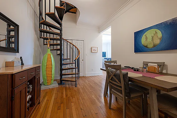 Rented by Rita S Citrin, LREB | media 30