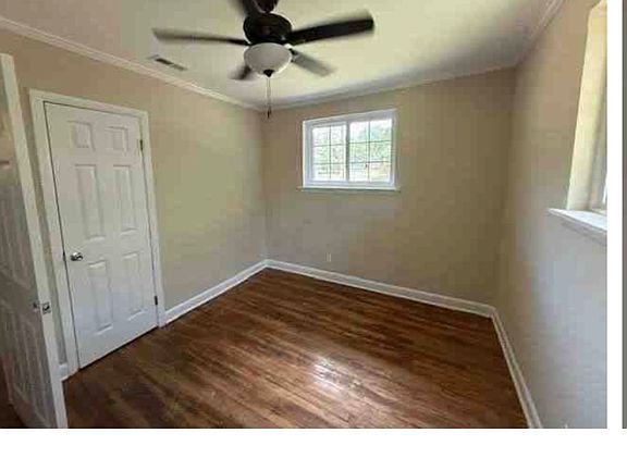 4th image of 615 Clinton St