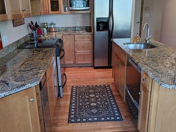3rd image of 25 West St #1