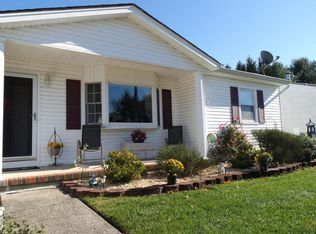 32 Basset Dr, Toms River, NJ 08757
