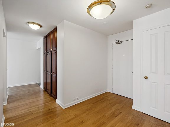4th image of 1560 N Sandburg Ter #1602-1604