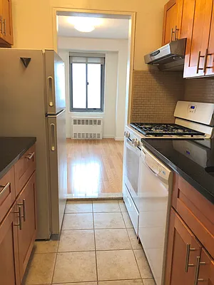 Rented by Corcoran | media 2