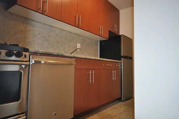 Rented by REAL New York | media 25