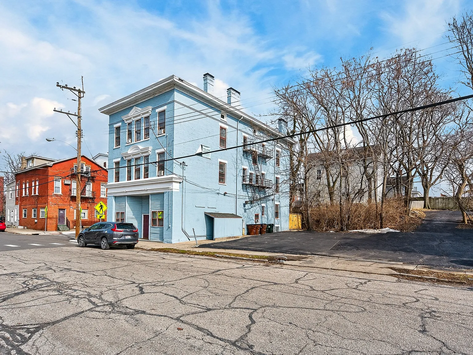 1 bed, 850 sqft, $985 — Photo 2