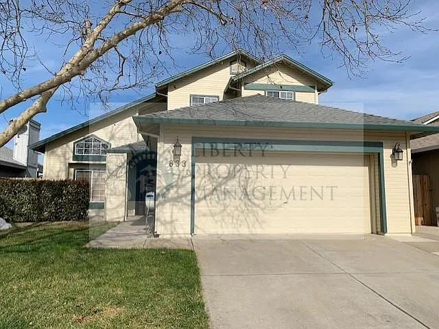 3 bed, 1853 sqft, $2,450 — Photo 1