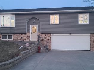 705 S Water St, Monona, IA 52159