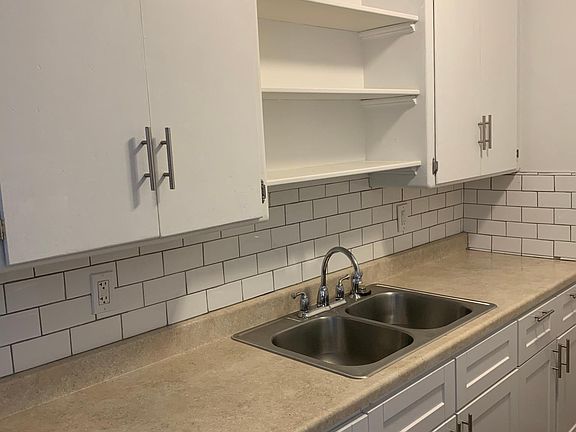 New white subway tiles