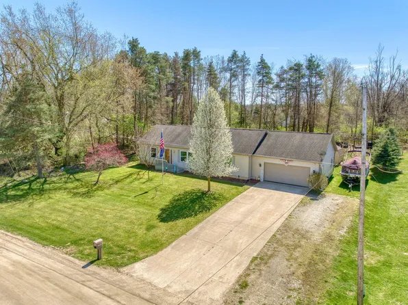 11097 Greenview Ct, Jerome, MI 49249