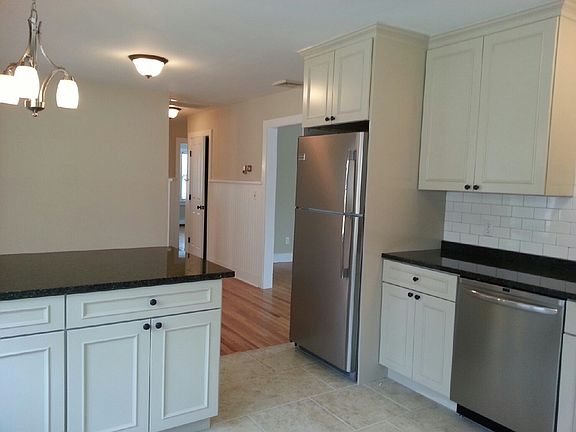 3rd image of 64 Mount Misery Dr