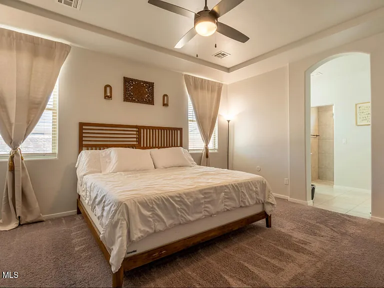 1056 Summer Breeze Pl — Photo 15