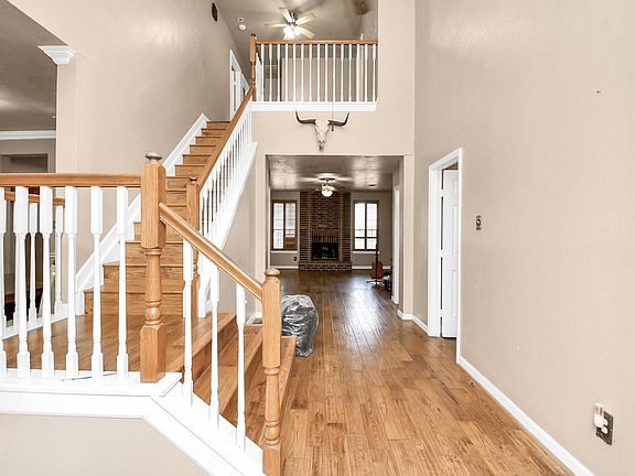 3rd image of 5310 Jasper Grove Ct
