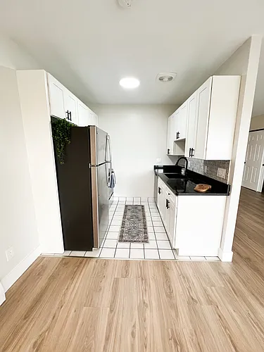 Oregon Mews Photo 1