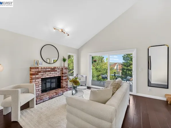 1861 N Forest Hill Pl, Danville, CA 94526