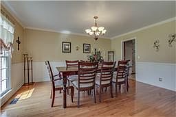 3rd image of 6418 Kari Dr