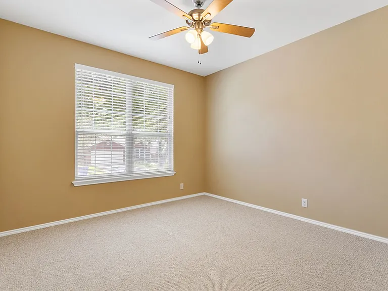 8719 Eagle Peak — Photo 18