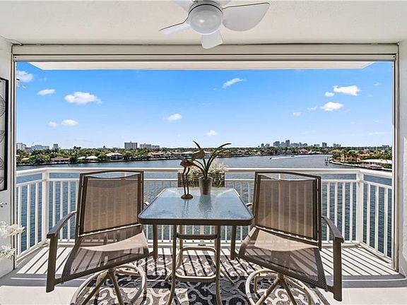 4th image of 511 Bayshore Dr APT 606