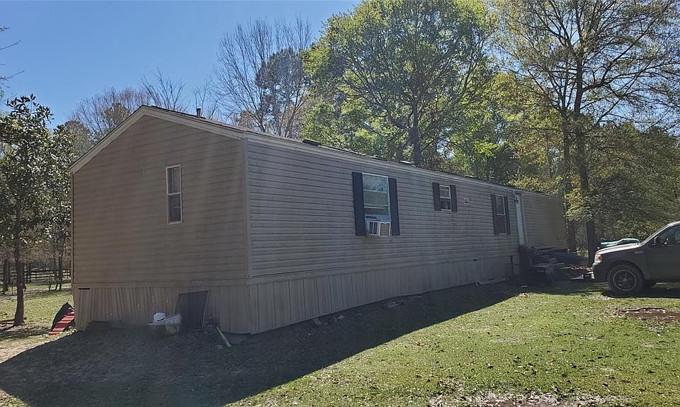 1st image of 71 Blue Lake Dr