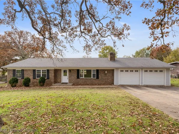 301 Mockingbird Ln, Poteau, OK 74953