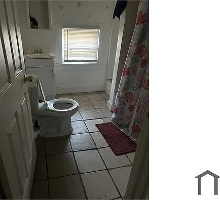 14113 Maple Ave #UP — Photo 2