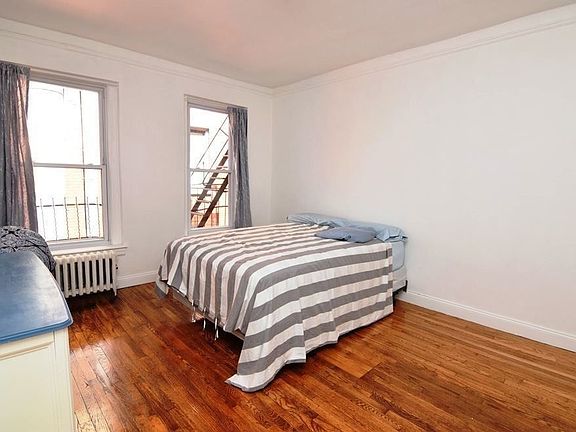 5th image of 166 E 56th St APT 4A
