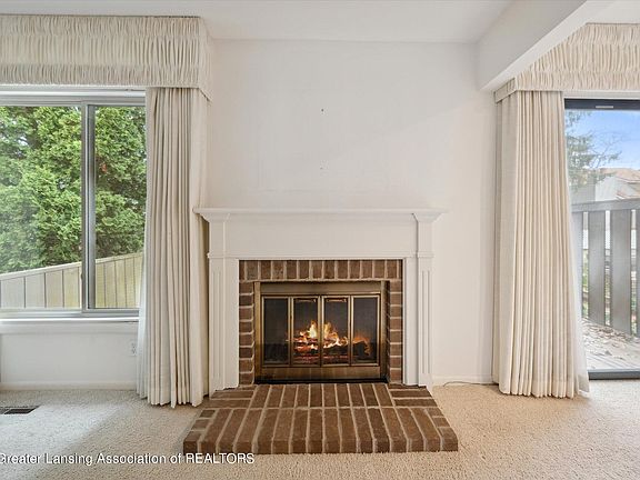 3rd image of 1014 Montevideo Dr Unit A