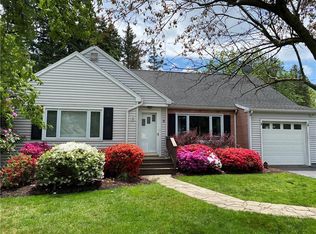 18 Berry Rd, Fredonia, NY 14063