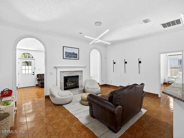 9515 Broken Oak Blvd — Photo 12